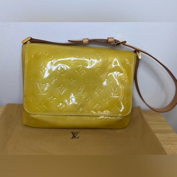 Louis Vuitton Vernis Yellow Thompson Stree - Picture 5 of 10